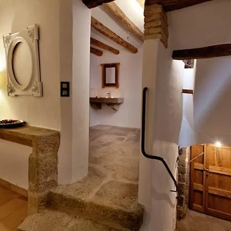 Fantastic House Touching The Sky Vil·la Tiurana