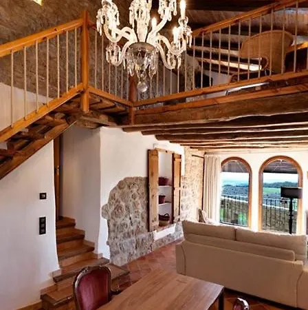 Fantastic House Touching The Sky Tiurana